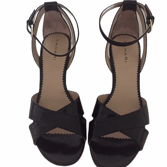 Tahari black wedge sandals - Picture 1 of 3